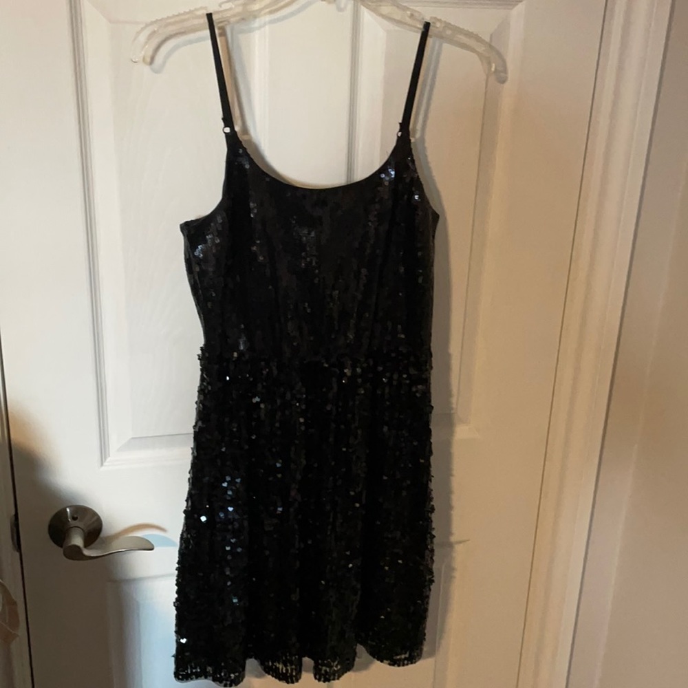 Black sequin express dress small